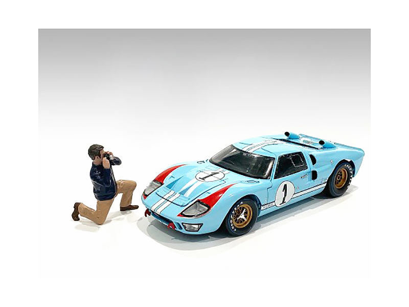 "Race Day 2" Figurine IV for